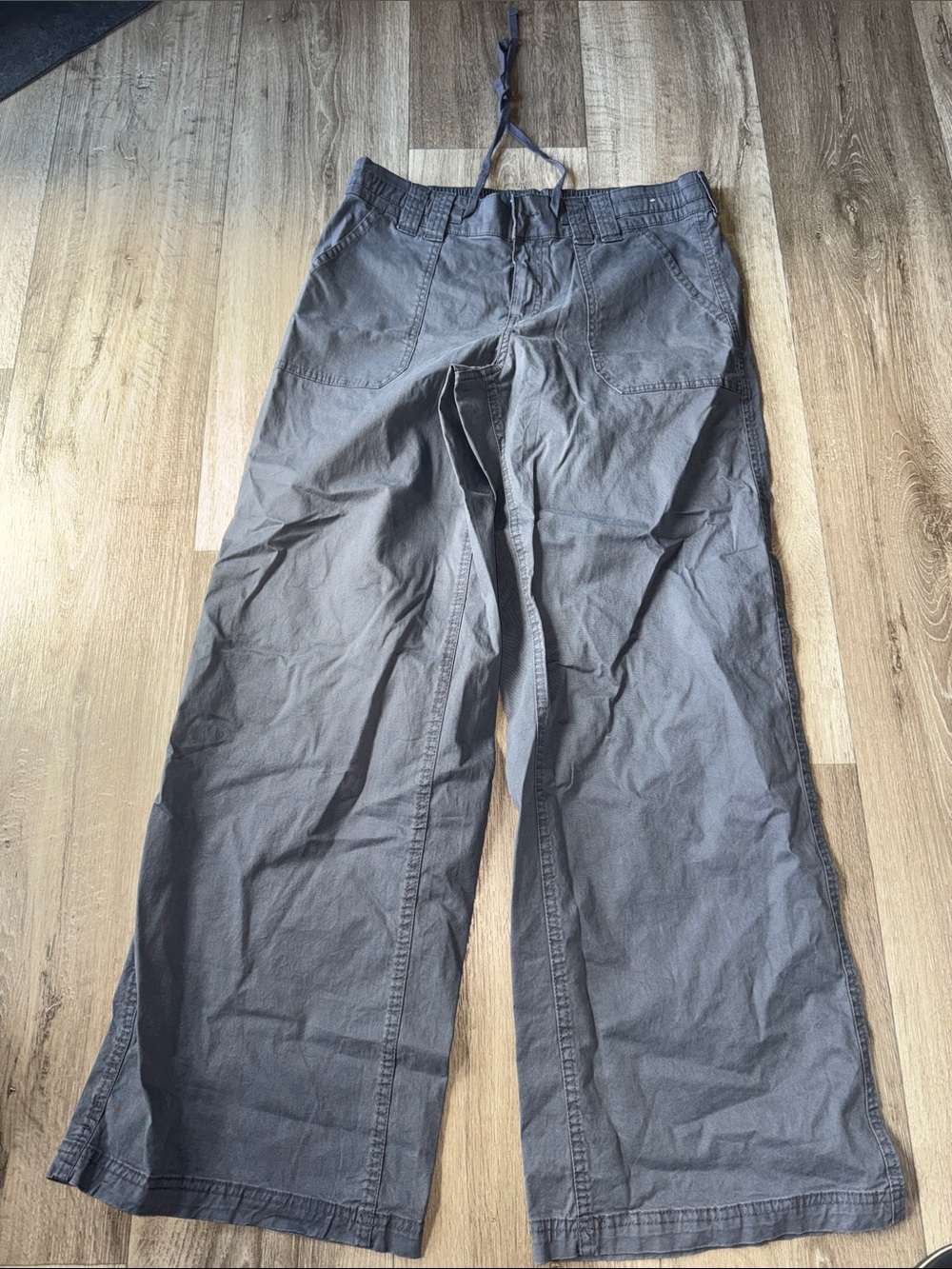 Women’s Wide-Leg Drawstring Pants - Gray